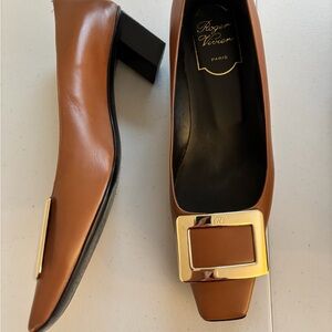 Roger Vivier Tan Leather Heels with Gold Buckle